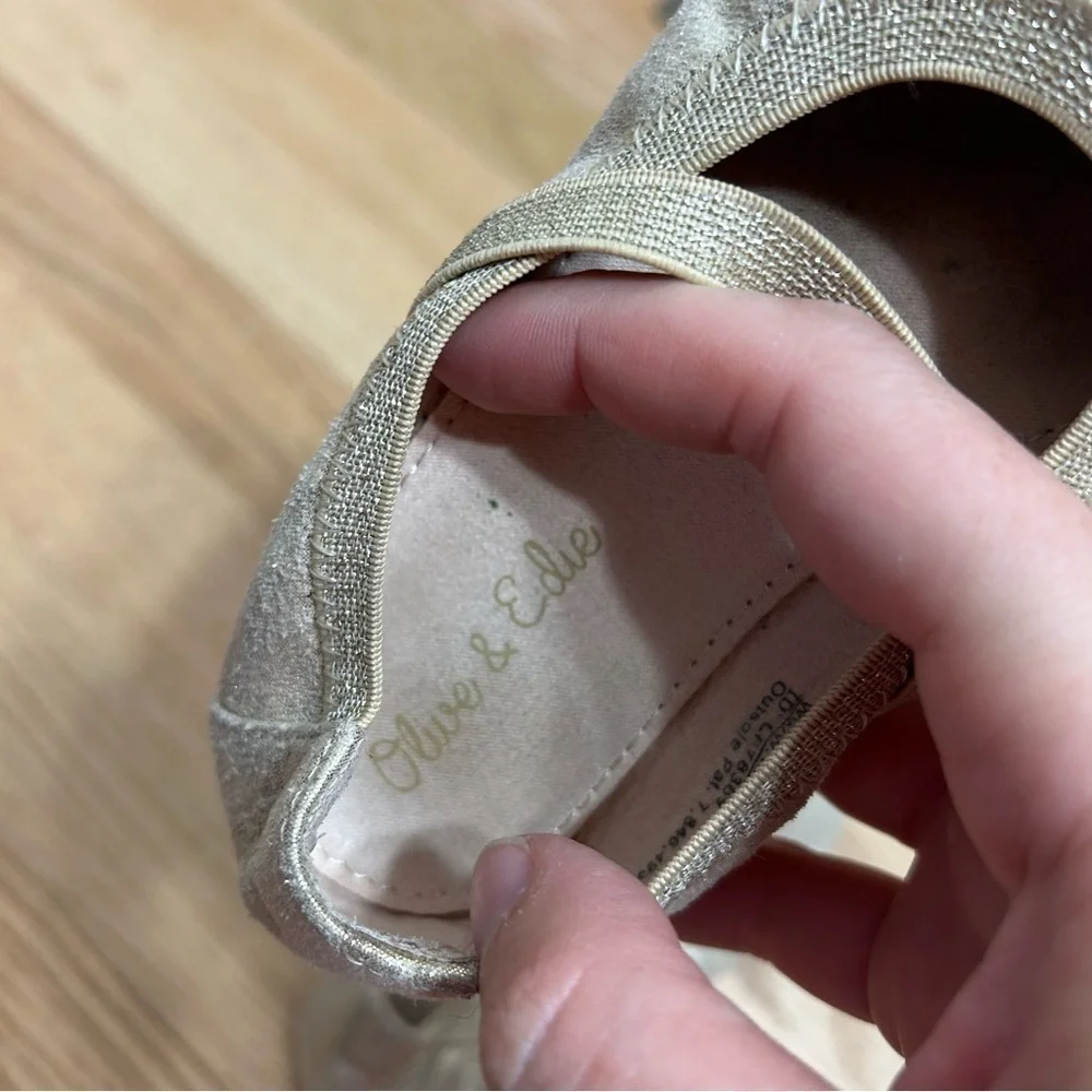 Olive & Edie Gold Shimmer Flats Sz 10 Dress Shoes Mary Jane Kids Girls